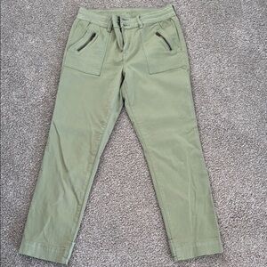 Women's Mint Green Cropped Casual Pants - Kut - Size 8